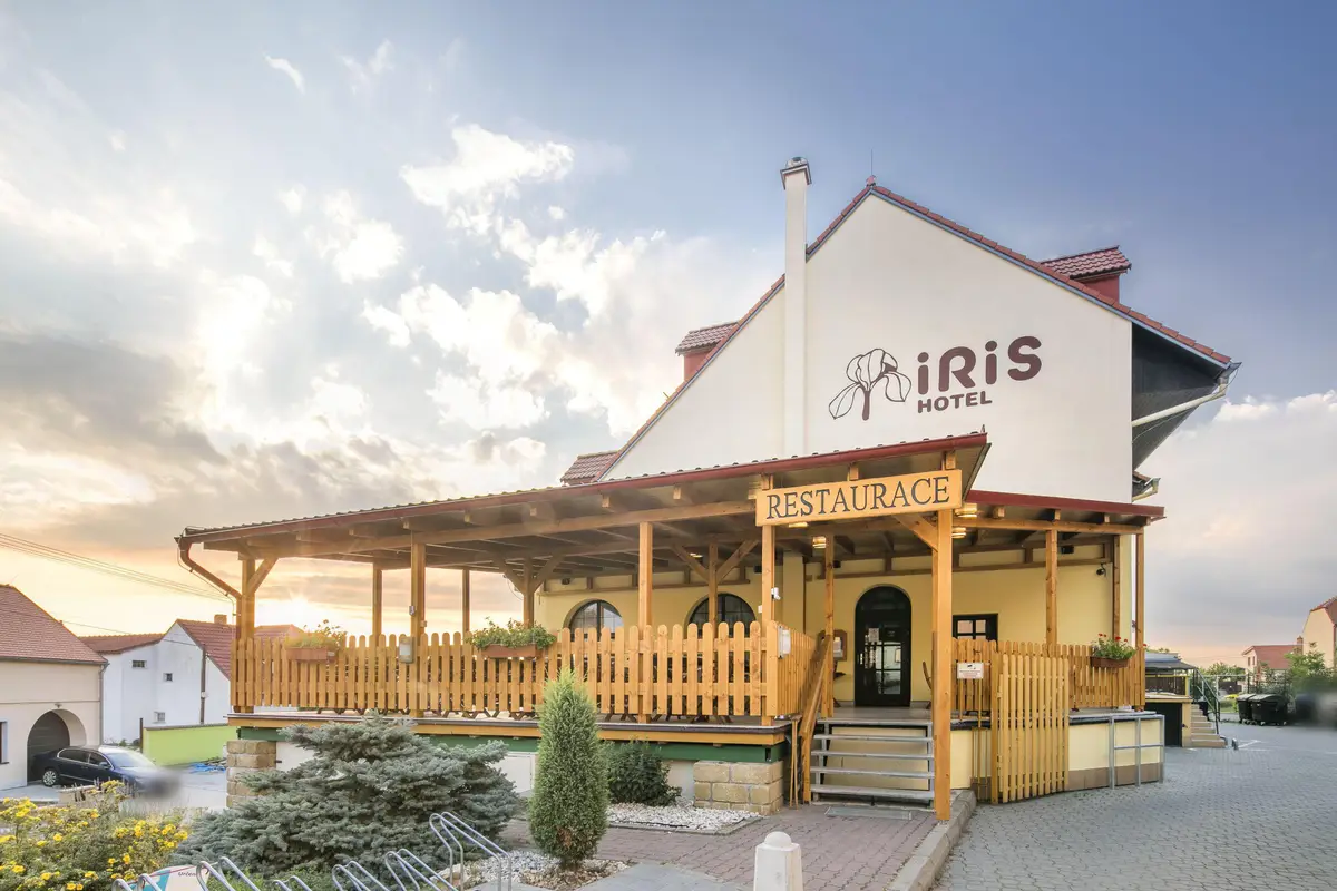 Hotel IRIS